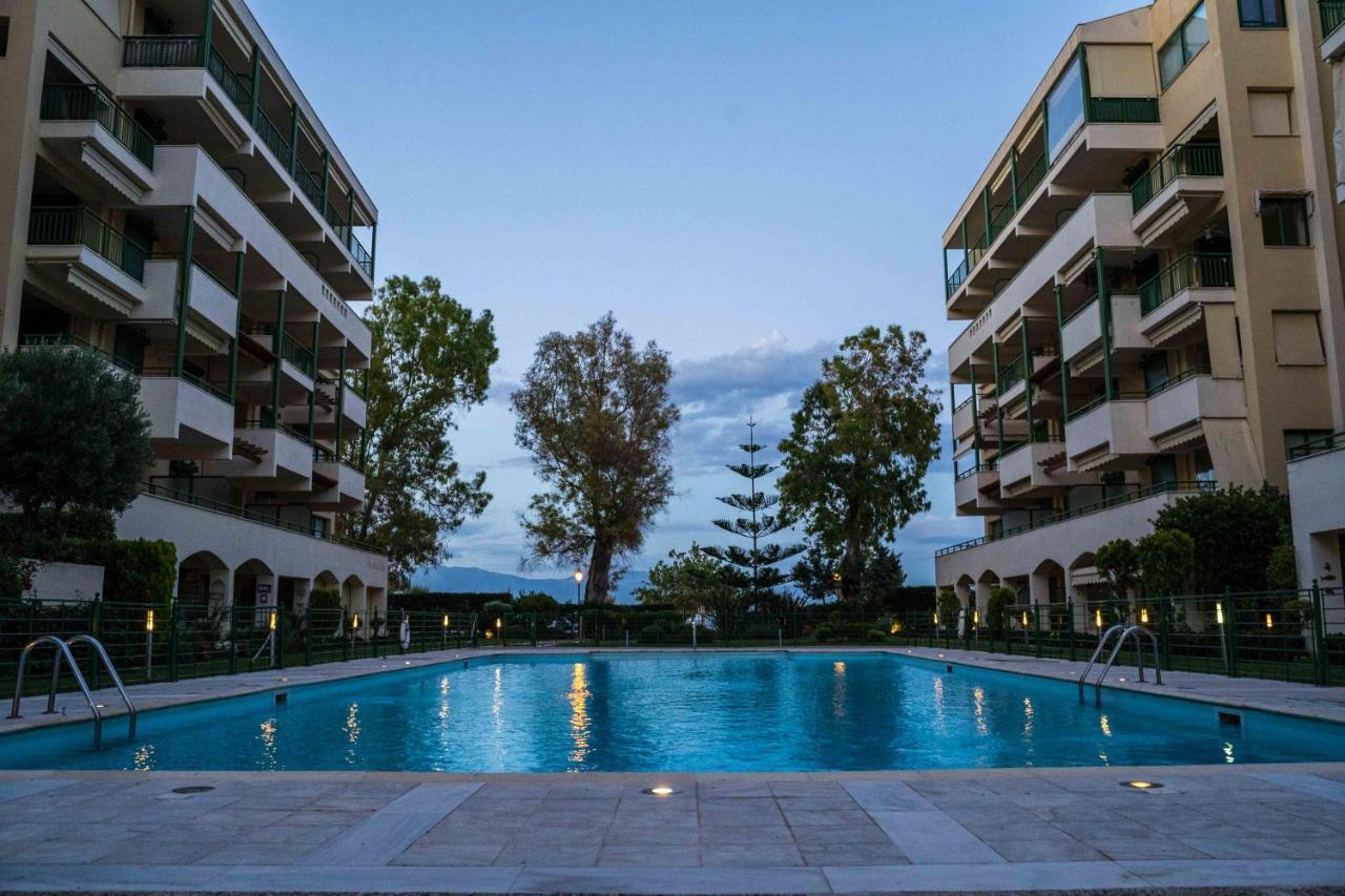 Вилла Aqua Vista Casa At Ксилокастро Экстерьер фото